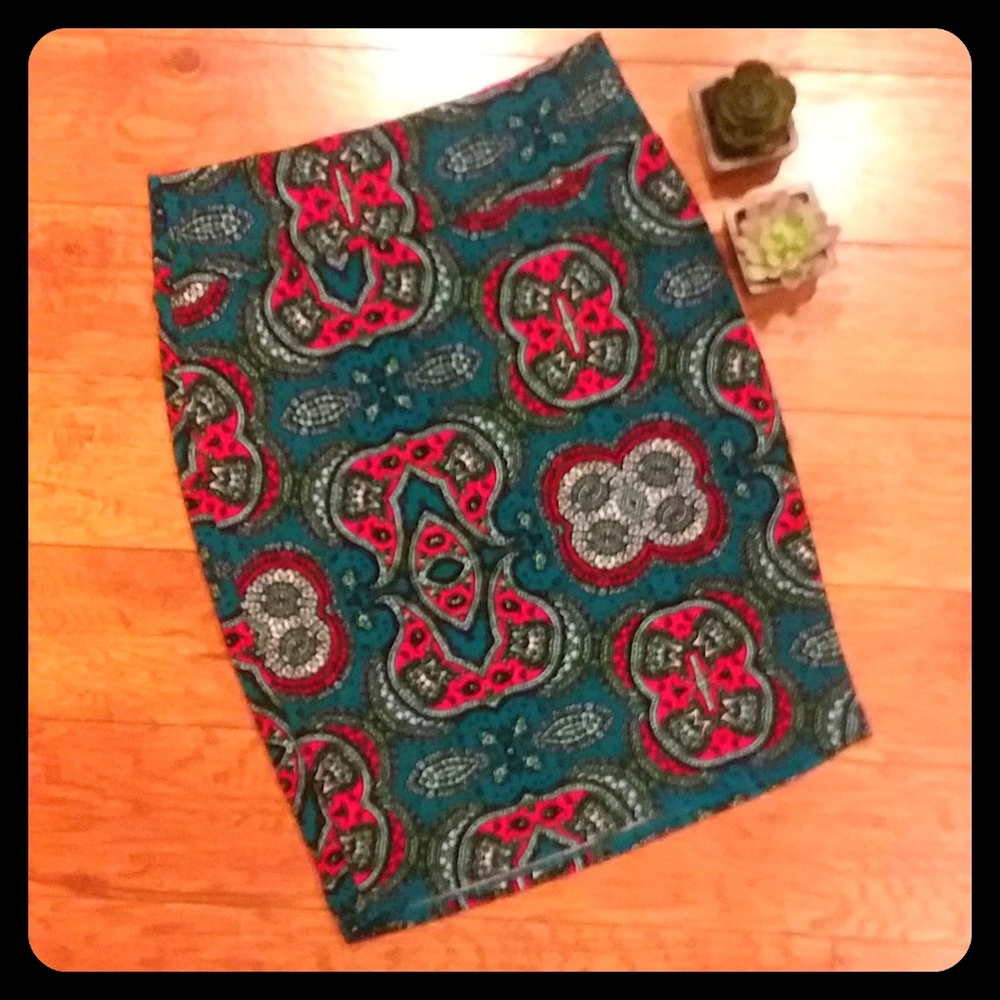 Amazing Moroccan Pattern Cassie Skirt Large